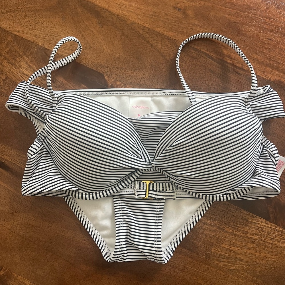 Xhilaration Women’s Blue and White Striped Bikini M